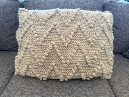 Alpaca Pillow-White Bobble