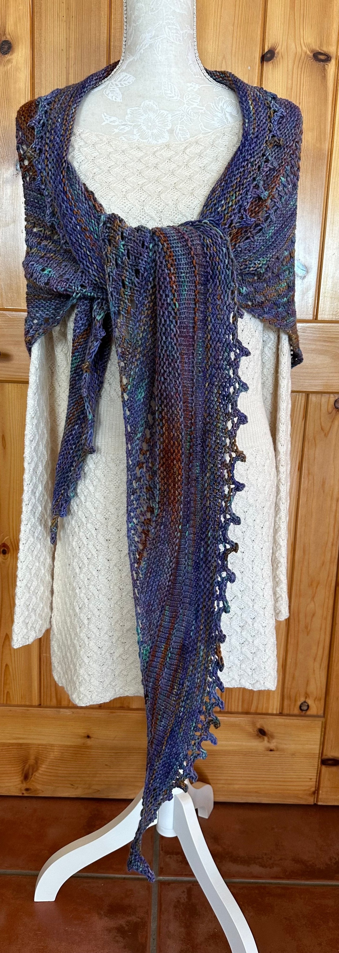 Shawl/Wrap/Lace Scarf in 'My Rusty Heart'